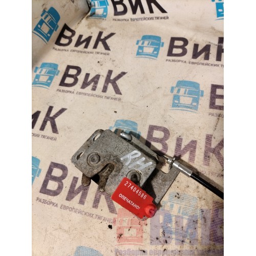 Замок инструментального ящика Volvo FH12 214752 в сборе с тросом RH (586)-1