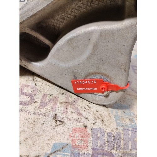 Кронштейн кабины Volvo FH12 214752 передний в сборе (526)-1