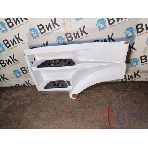 Подножка основная Mercedes Actros MP4 717724 LH с мел.деф. (554)