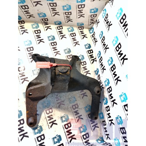 Кронштейн торсиона (кабины) Mercedes Actros 20.06.25 LH (549)-1