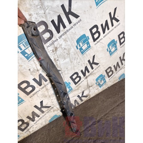 Накладка порога Volvo FH 4 732456 RH (493)-2