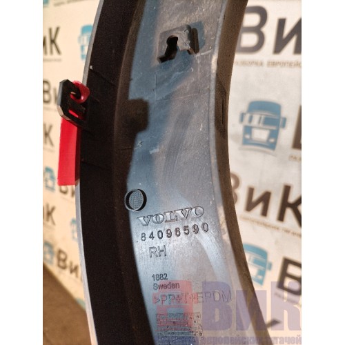 Накладка на основную подножку Volvo FH 4 732456 RH (486)-3