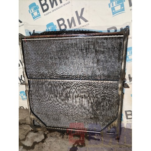 Радиатор основной Volvo FH12 214752 (обломаны болты) (336)
