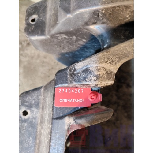 Подкрылок под кабину MAN TGX 039293 LH ориг. с деф. (287)-5