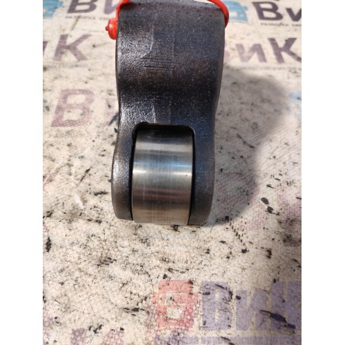 Рокер форсуночный Volvo FH12 214752 D12D (264)-1