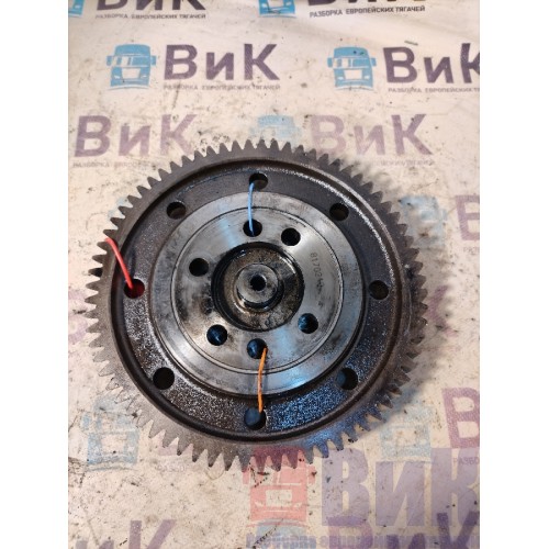 Шестерня ГРМ промежуточная Volvo FH12 214752 D12D с подшипником (260)-2