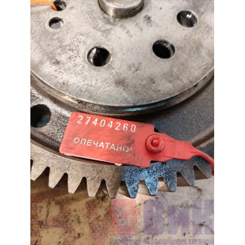 Шестерня ГРМ промежуточная Volvo FH12 214752 D12D с подшипником (260)-4