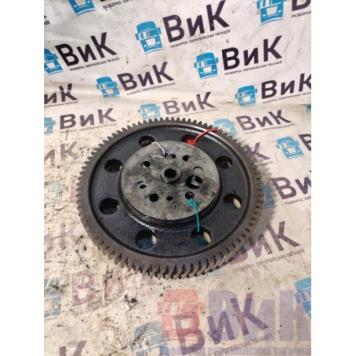 Шестерня ГРМ промежуточная Volvo FH12 214752 D12D с подшипником (320)