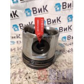 Поршень Volvo FH12 214752 D12D (242)