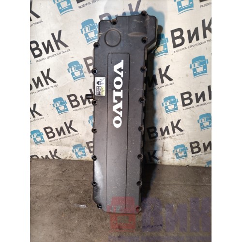 Крышка клапанная Volvo FH12 214752 D12D с деф. (161)