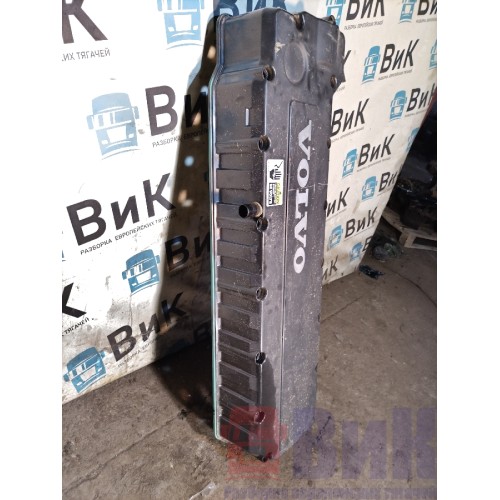 Крышка клапанная Volvo FH12 214752 D12D с деф. (161)-2