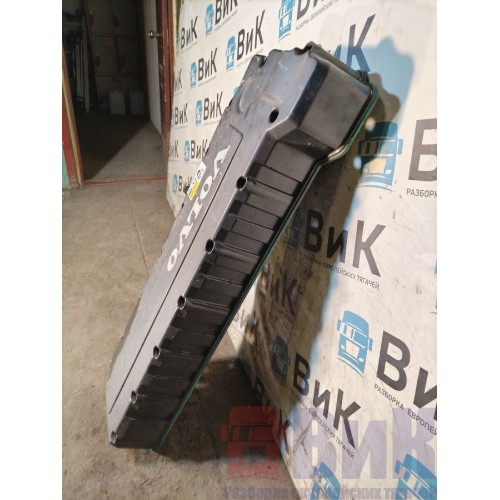 Крышка клапанная Volvo FH12 214752 D12D с деф. (161)-4