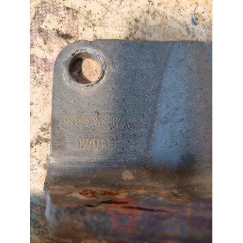Кронштейн пневмоподушек Scania R 420 155651 RH (132)-3