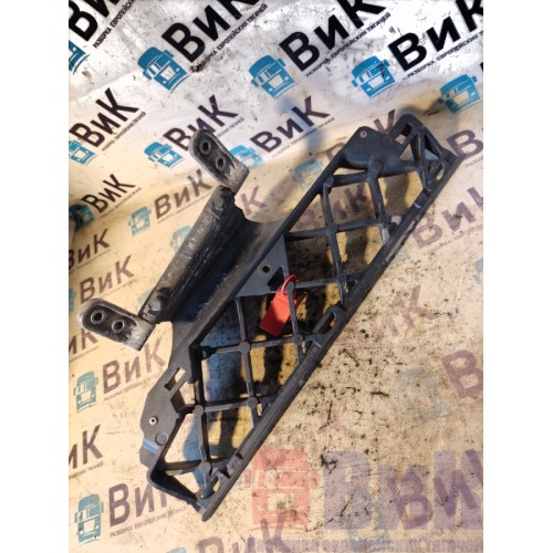 Подножка решетки радиатора откидная Mercedes Actros MP4 717724 RH (085)-2