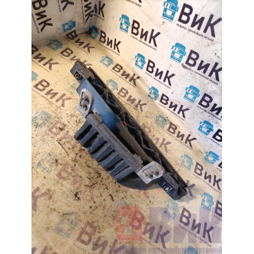 Подножка решетки радиатора откидная Mercedes Actros MP4 717724 RH (085)-1