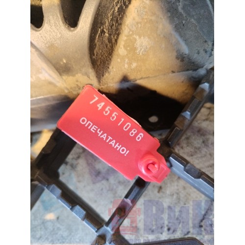 Подножка решетки радиатора откидная Mercedes Actros MP4 717724 LH (086)-1