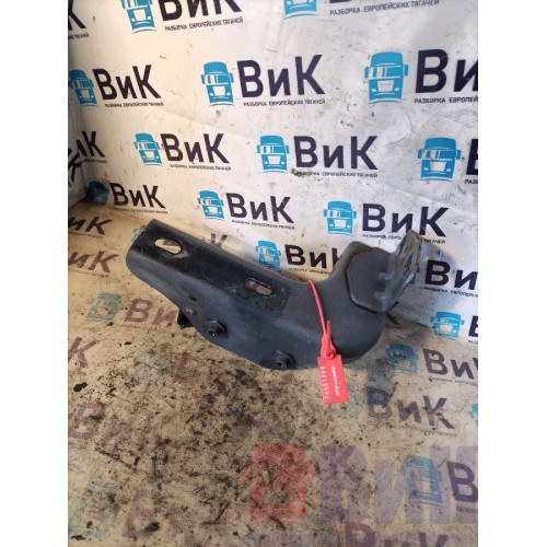 Кронштейн подножки Mercedes Actros MP4 717724 LH (069)