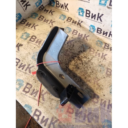 Кронштейн подножки Mercedes Actros MP4 717724 LH (069)-3