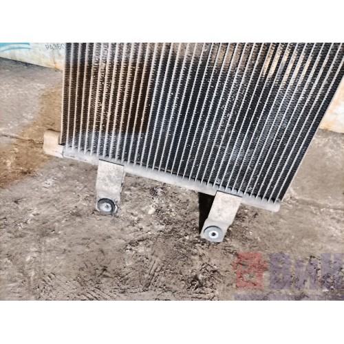 Радиатор кондиционера Mercedes Actros MP4 717724 (122)-2