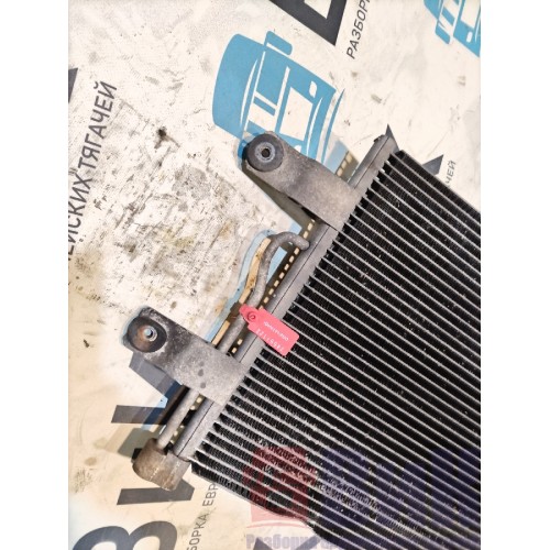 Радиатор кондиционера Mercedes Actros MP4 717724 (122)-4