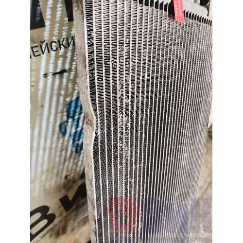 Радиатор кондиционера Mercedes Actros MP4 717724 (122)-5