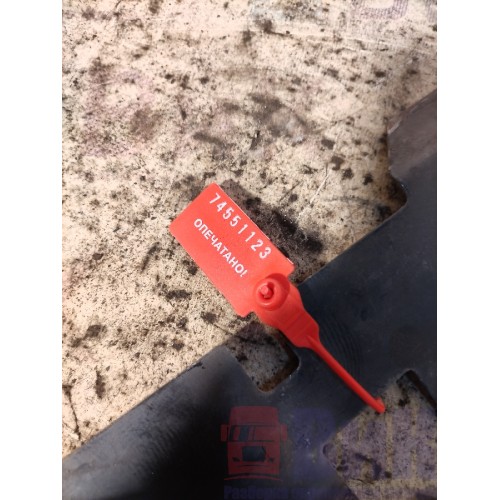 Накладка радиатора Mercedes Actros MP4 717724 LH (123)-2