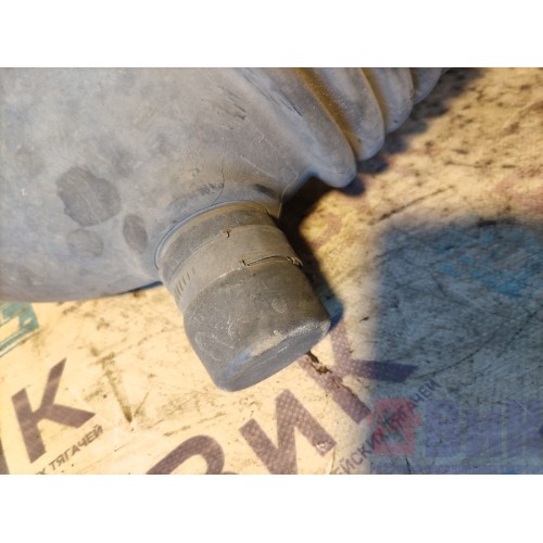 Патрубок воздушного фильтра Scania R 420 155651 (173)-1