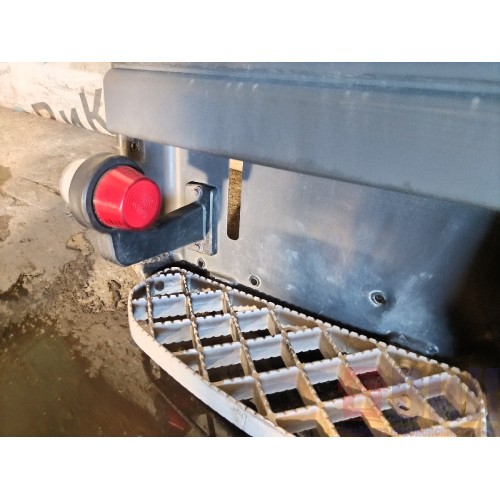 Подножка основная Scania R 420 155651 LH в сборе (160)-7