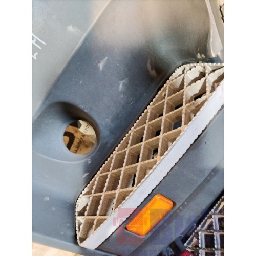 Подножка основная Scania R 420 155651 LH в сборе (160)-2