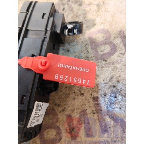 Блок управления стеклоподъемником Volvo FH 4 732456 LH (259) -4