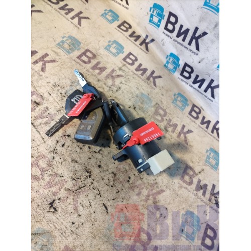 Замок зажигания Volvo FH 4 732456 с ключами (266)