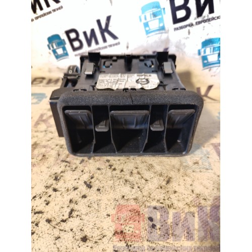 Дефлектор салона Volvo FH 4 732456 RH (058)-4