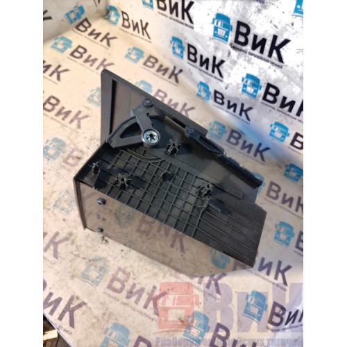 Ящик вещевой Volvo FH 4 732456 (под подстаканником) (066)-3