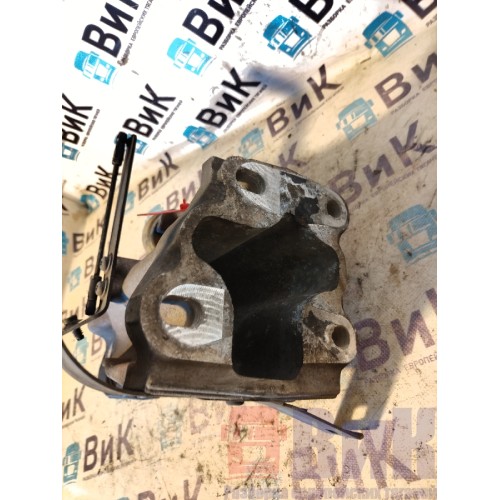 Кронштейн торсиона кабины Scania R 420 155651 LH (316)-5