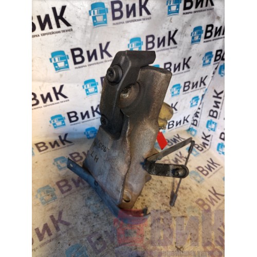 Кронштейн торсиона кабины Scania R 420 155651 LH (316)-2