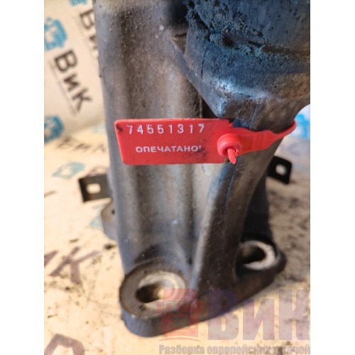 Кронштейн торсиона кабины Scania R 420 155651 RH (317)-4