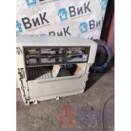 Консоль кабины Volvo FH 4 732456 верхняя (356)-11