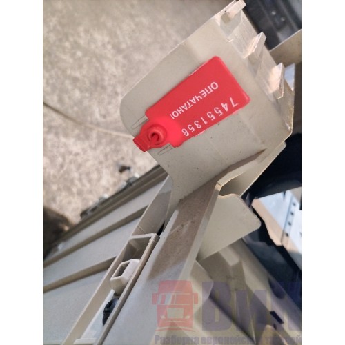 Консоль кабины Volvo FH 4 732456 верхняя (356)-4