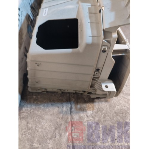 Консоль кабины Volvo FH 4 732456 верхняя (356)-6