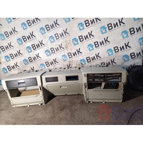 Консоль кабины Volvo FH 4 732456 верхняя (356)-15