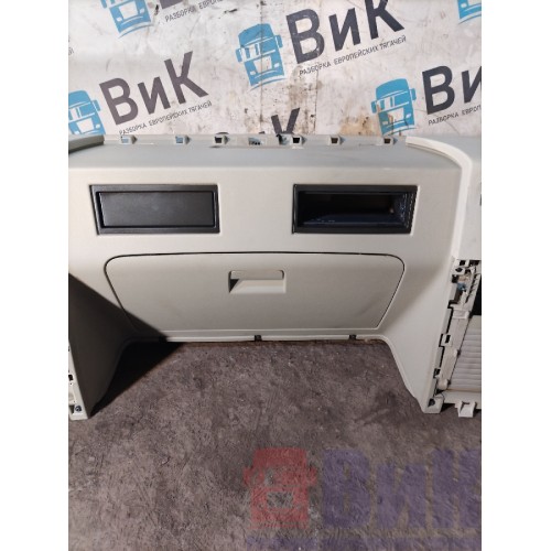 Консоль кабины Volvo FH 4 732456 верхняя (356)-23