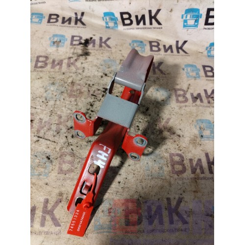 Петля крышки инструментального ящика Volvo FH 4 732456 LH (334)