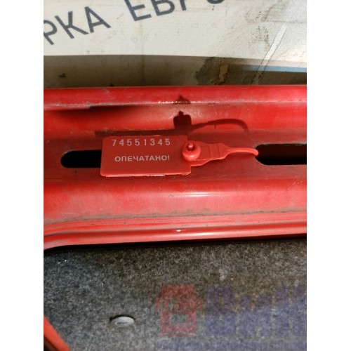 Крышка интструментального ящика Volvo FH 4 732456 в сборе LH (345)-2