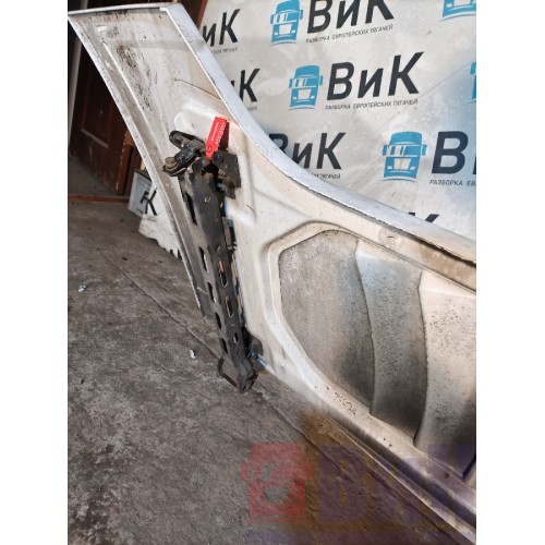 Спойлер боковой Mercedes Actros MP4 717724 с кронштейнами деф. RH (438)-2