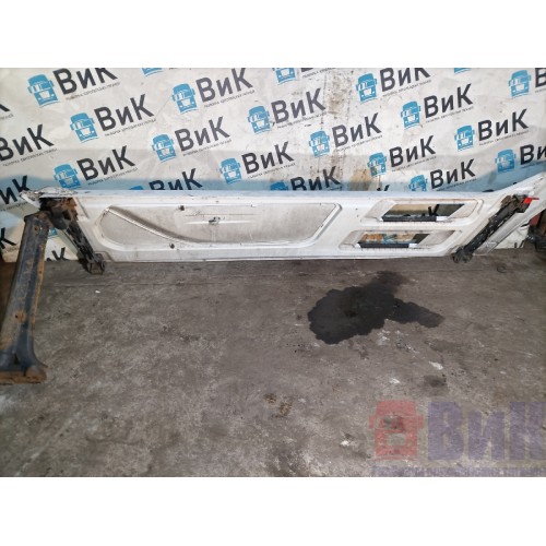 Спойлер боковой Mercedes Actros MP4 717724 с кронштейнами деф. LH (437)-3