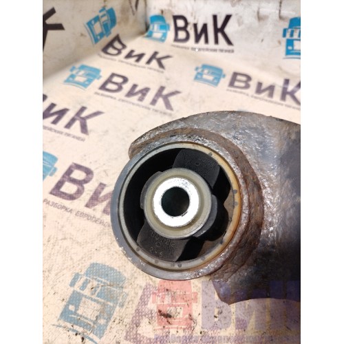 Кронштейн амортизатора кабины Mercedes Actros MP4 717724 в сборе (422)-3