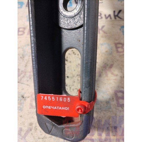 Кронштейн глушителя Mercedes Actros MP4 717724 OM471 LA  задний (605)-2