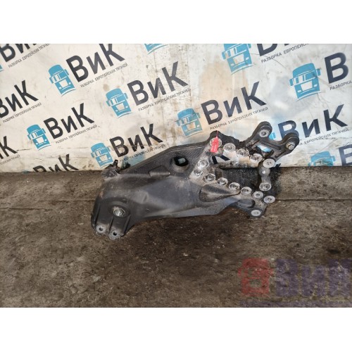 Кронштейн МФЦ Mercedes Actros MP4 717724 OM471 LA алюм. RH (717)