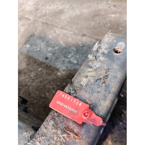 Кронштейн подножкки нижней Mercedes Actros MP4 717724 OM471 LA RH (734)-1