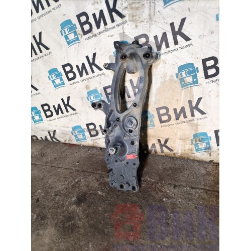 Кронштейн буксировочного крюка DAF 85 CF 175314 RH (987)